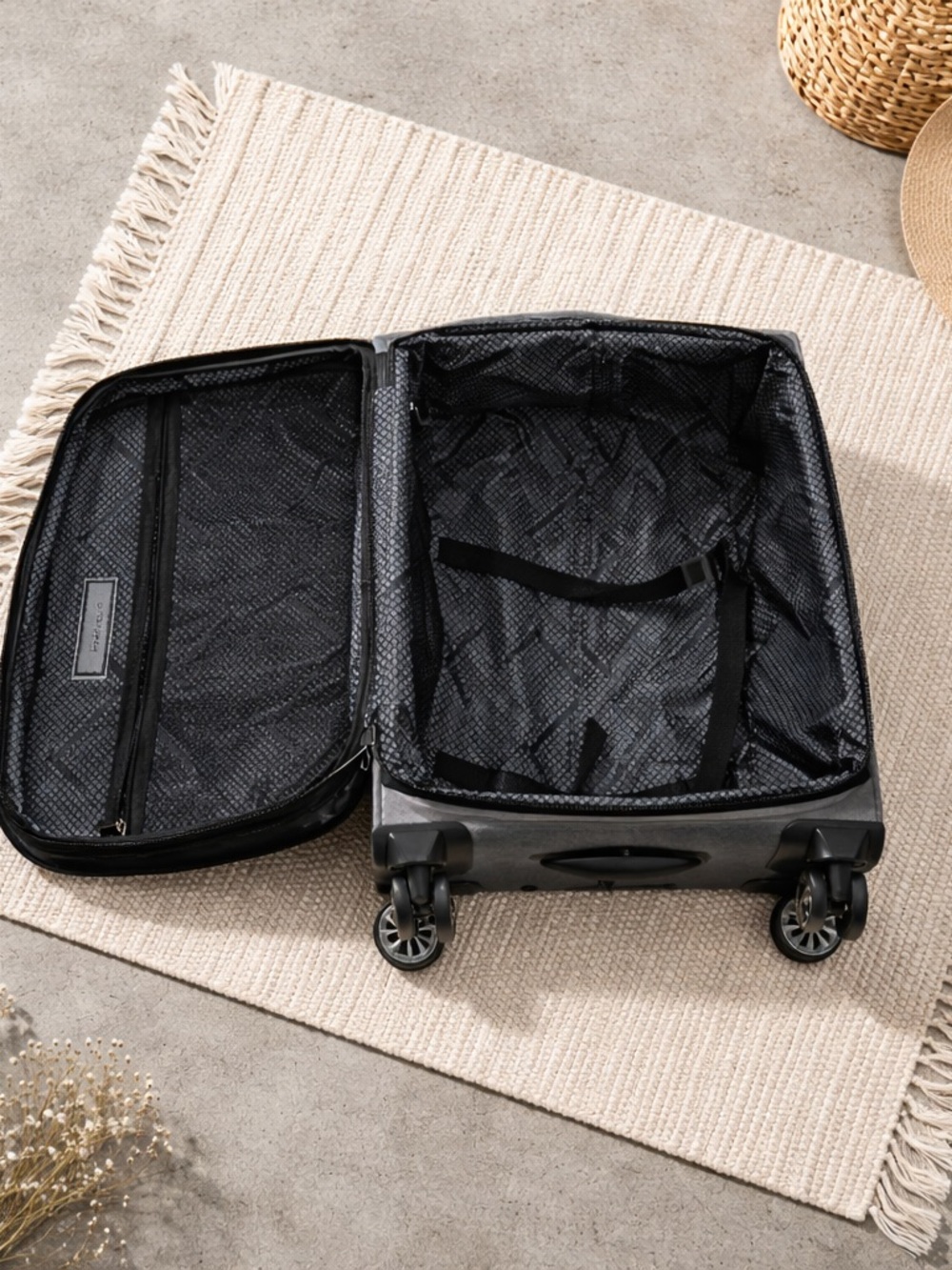 Perry Ellis Gray Carry-On Spinner Bag - Picture 4 of 5